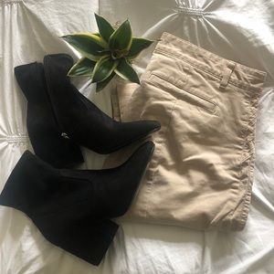 Gap Khaki Pant